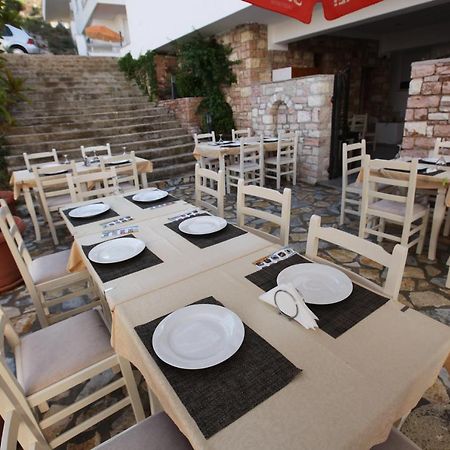 Hotel Prishtina Sarandë Eksteriør bilde