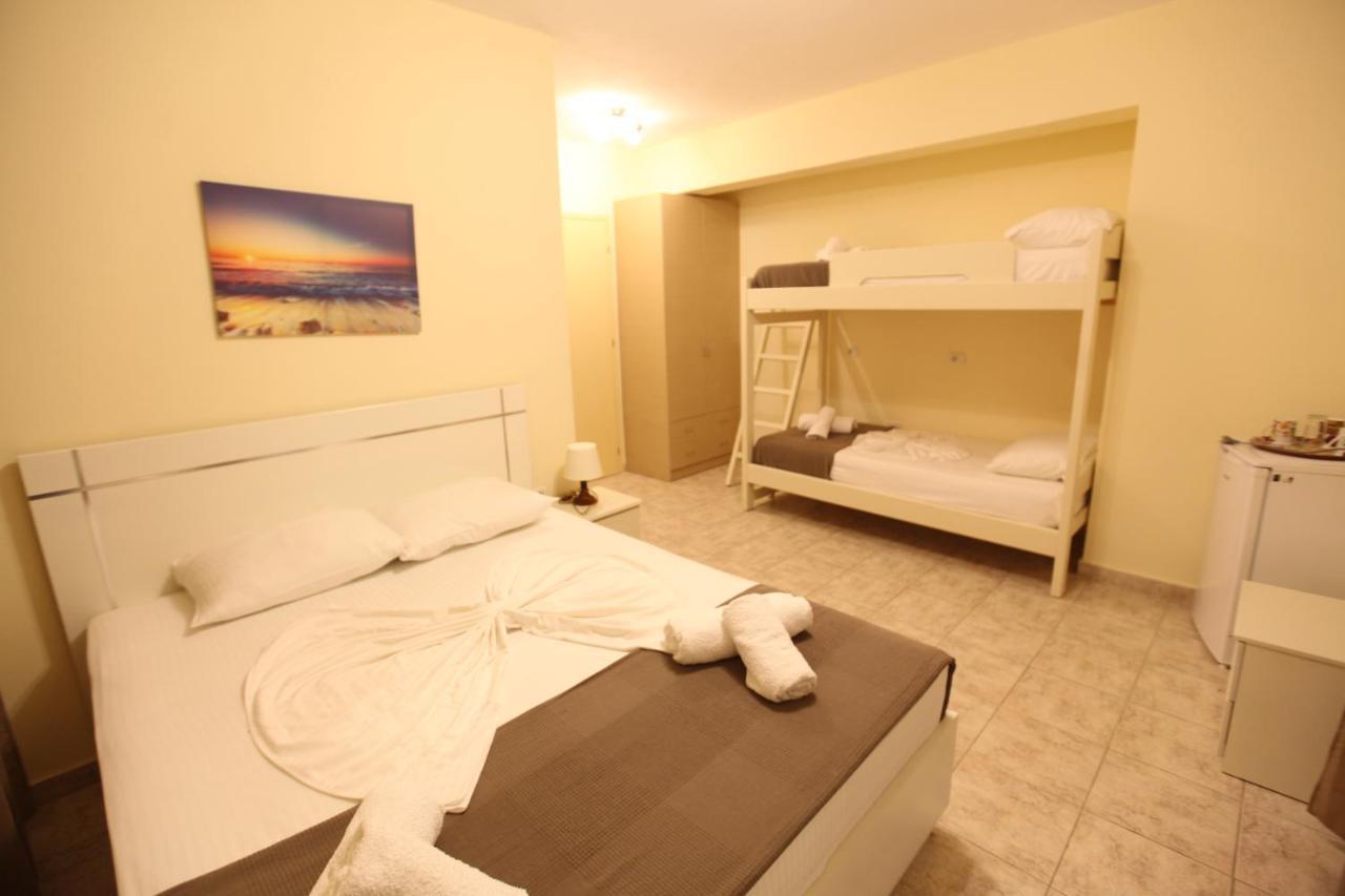 Hotel Prishtina Sarandë Eksteriør bilde