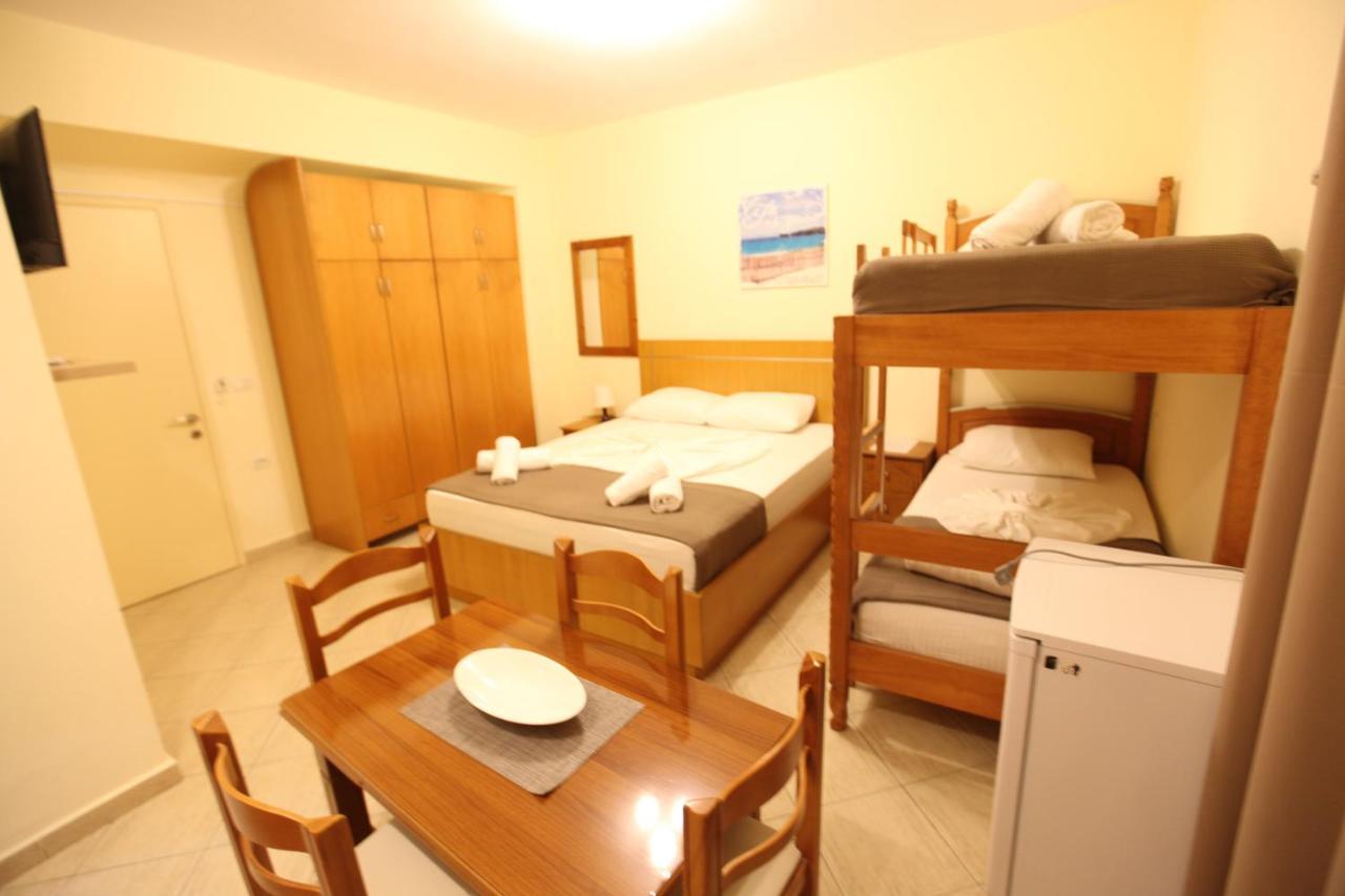 Hotel Prishtina Sarandë Eksteriør bilde