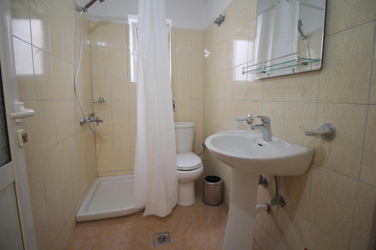 Hotel Prishtina Sarandë Eksteriør bilde