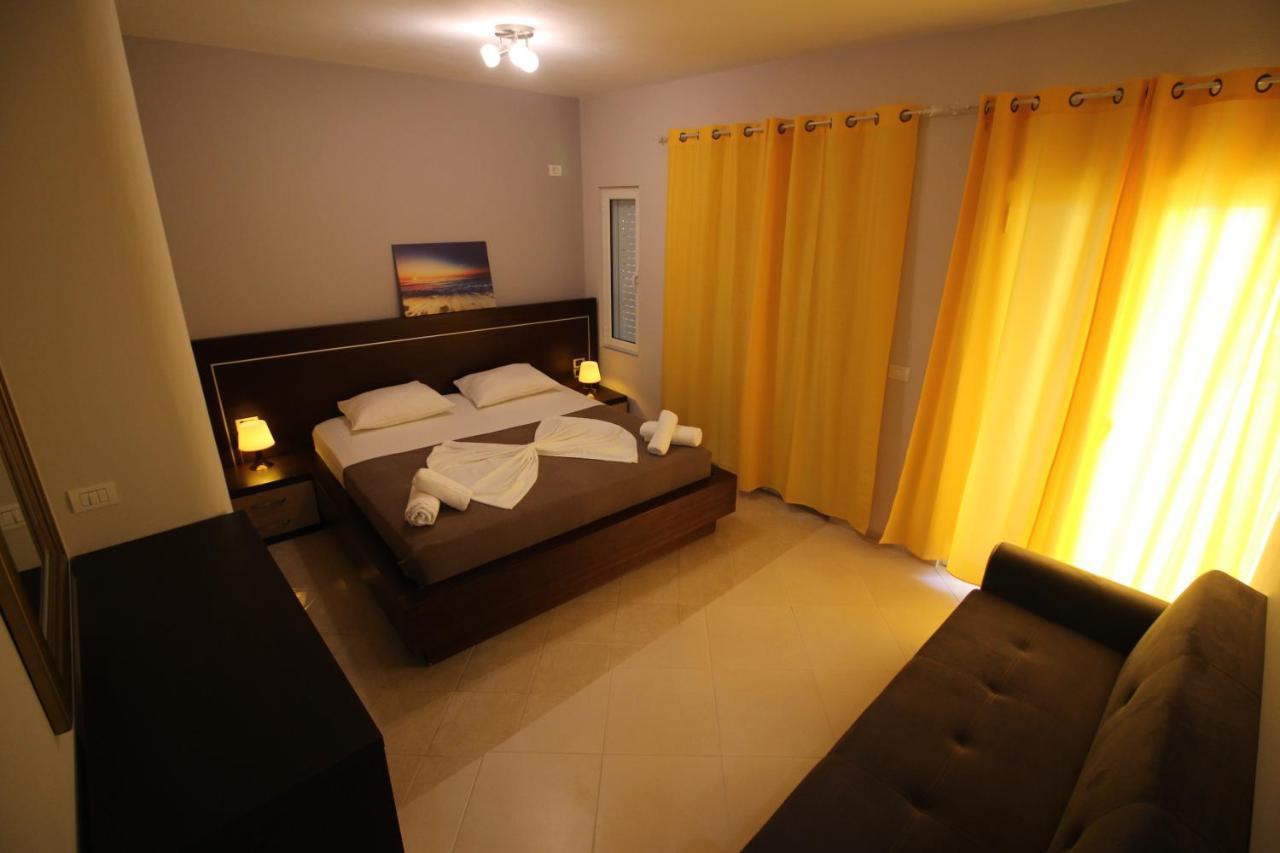 Hotel Prishtina Sarandë Eksteriør bilde